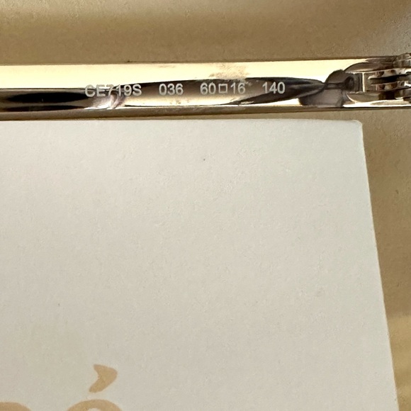 Chloe Oversized Square Sunglasses - Picture 7 of 7